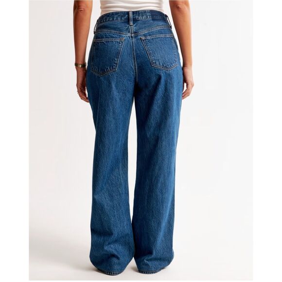 Abercrombie & Fitch Curve Love Hight Rise Loose jeans 33 short - Picture 3 of 9